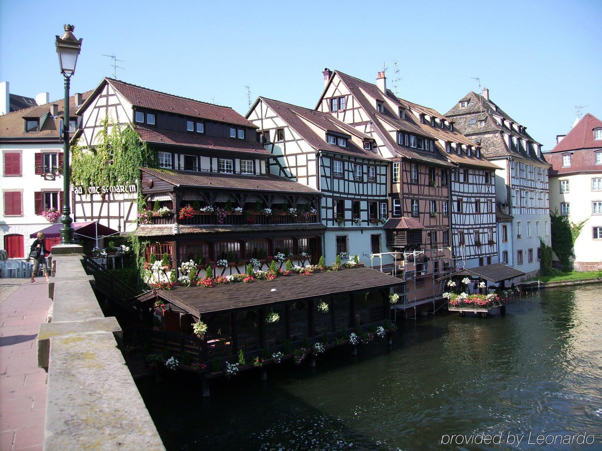Colombi Hotel Freiburg im Breisgau Eksteriør billede The Petite France district