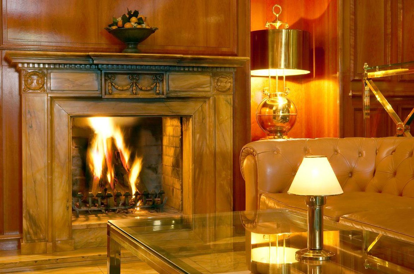 Colombi Hotel Freiburg im Breisgau Interiør billede A fireplace in a hotel