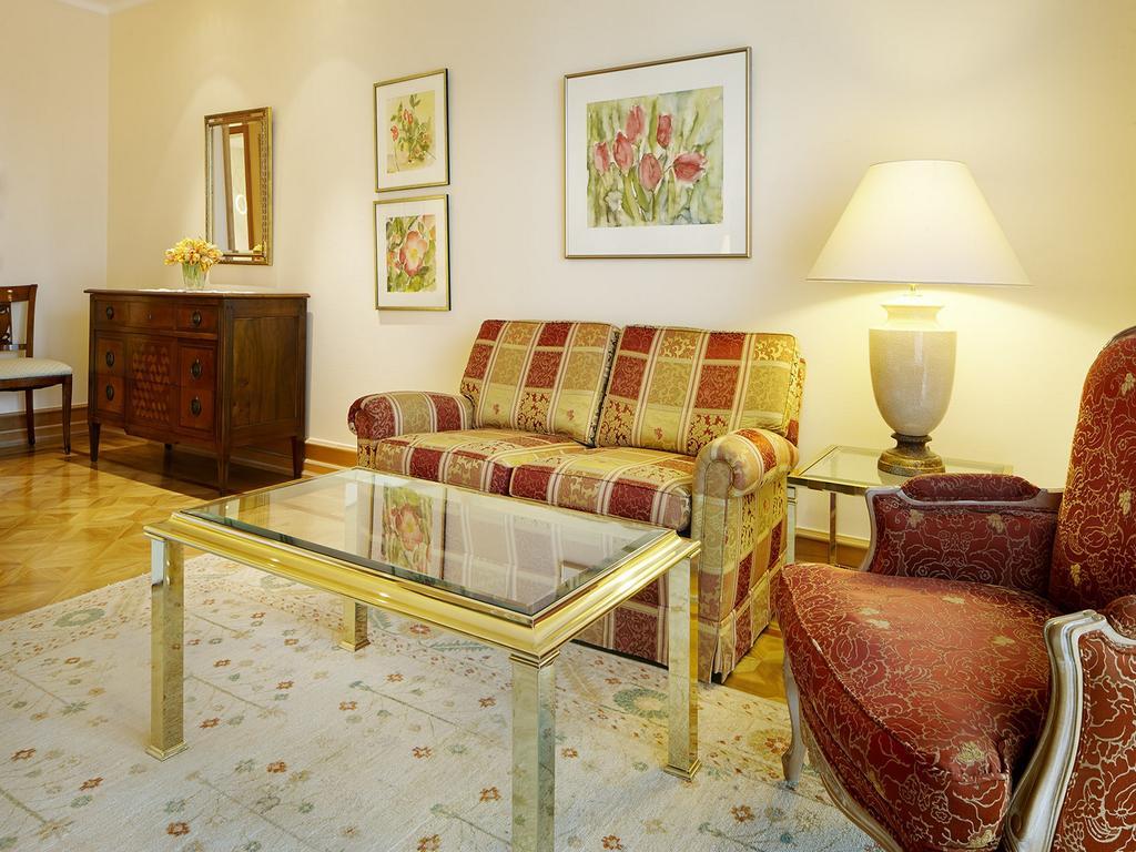 Colombi Hotel Freiburg im Breisgau Eksteriør billede A living room