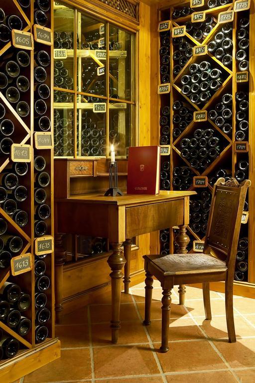 Colombi Hotel Freiburg im Breisgau Eksteriør billede Wine cellar